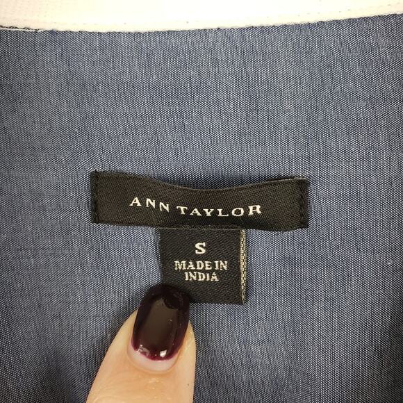 Ann Taylor Blue and White Button Down Shirt - Picture 2 of 9
